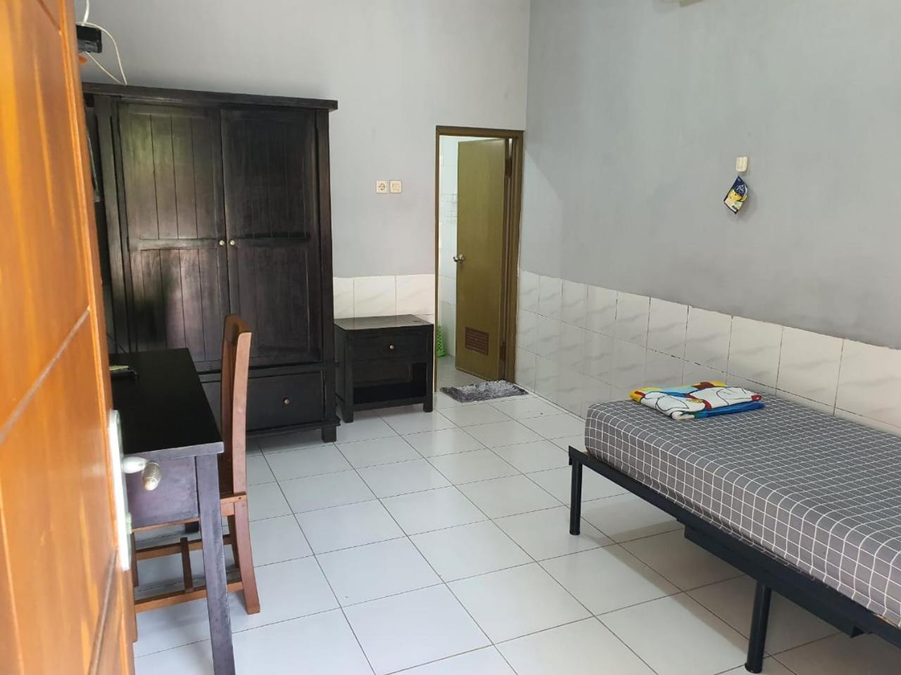 Taman Paradise Homestay Pradahkalikendal Ngoại thất bức ảnh