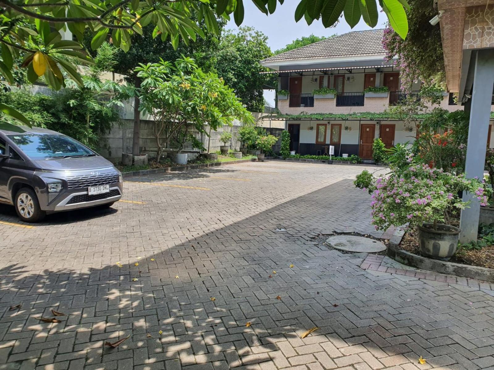 Taman Paradise Homestay Pradahkalikendal Ngoại thất bức ảnh